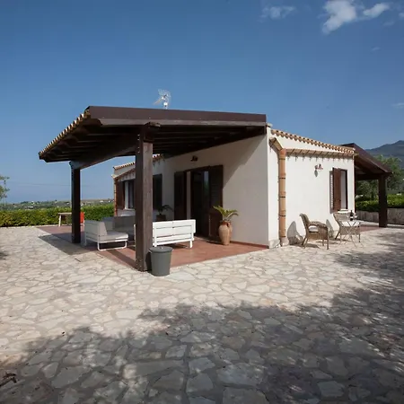 Villa Uzzo